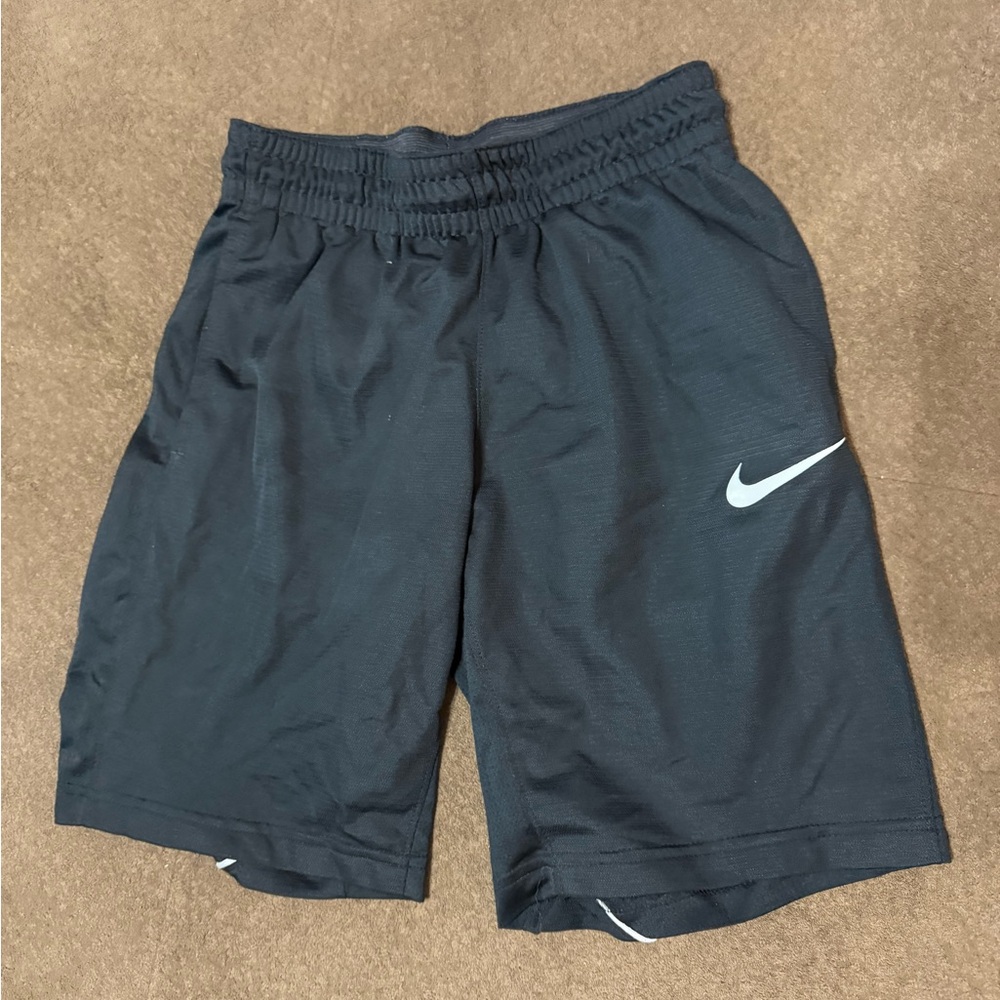 Men’s black Nike shorts size xs